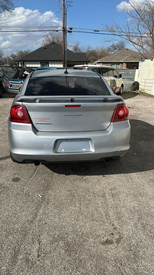 2014 Dodge Avenger SXT photo 3