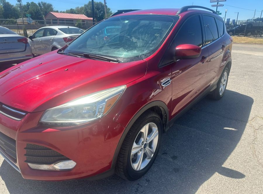 2015 Ford Escape SE photo 3