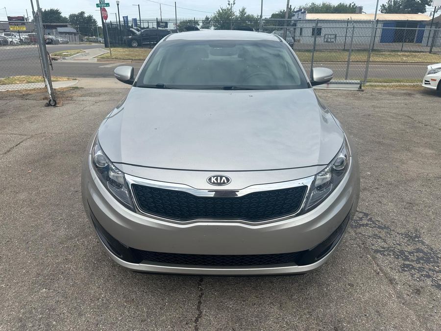 2013 Kia Optima LX photo 2